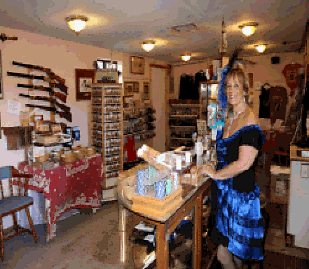 Tombstone Birdcage Gift shop